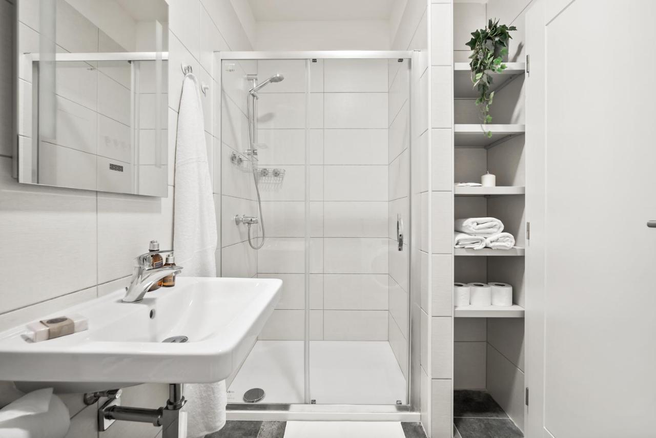 Apartment Enjoy Downtown Boutique #13 By Goodnite Cz