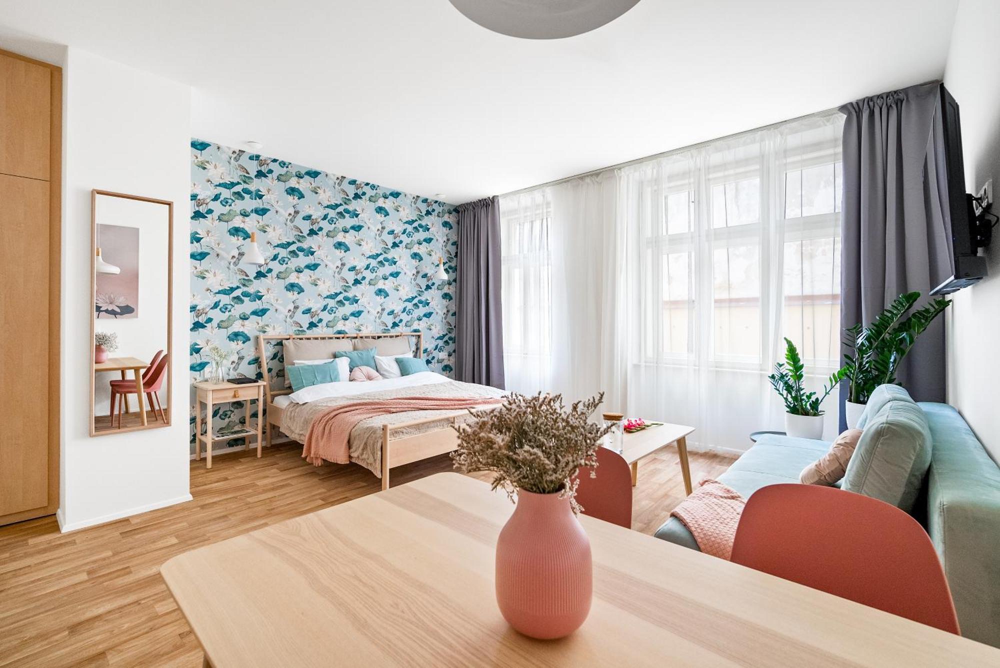 Apartment Enjoy Downtown Boutique #13 By Goodnite Cz