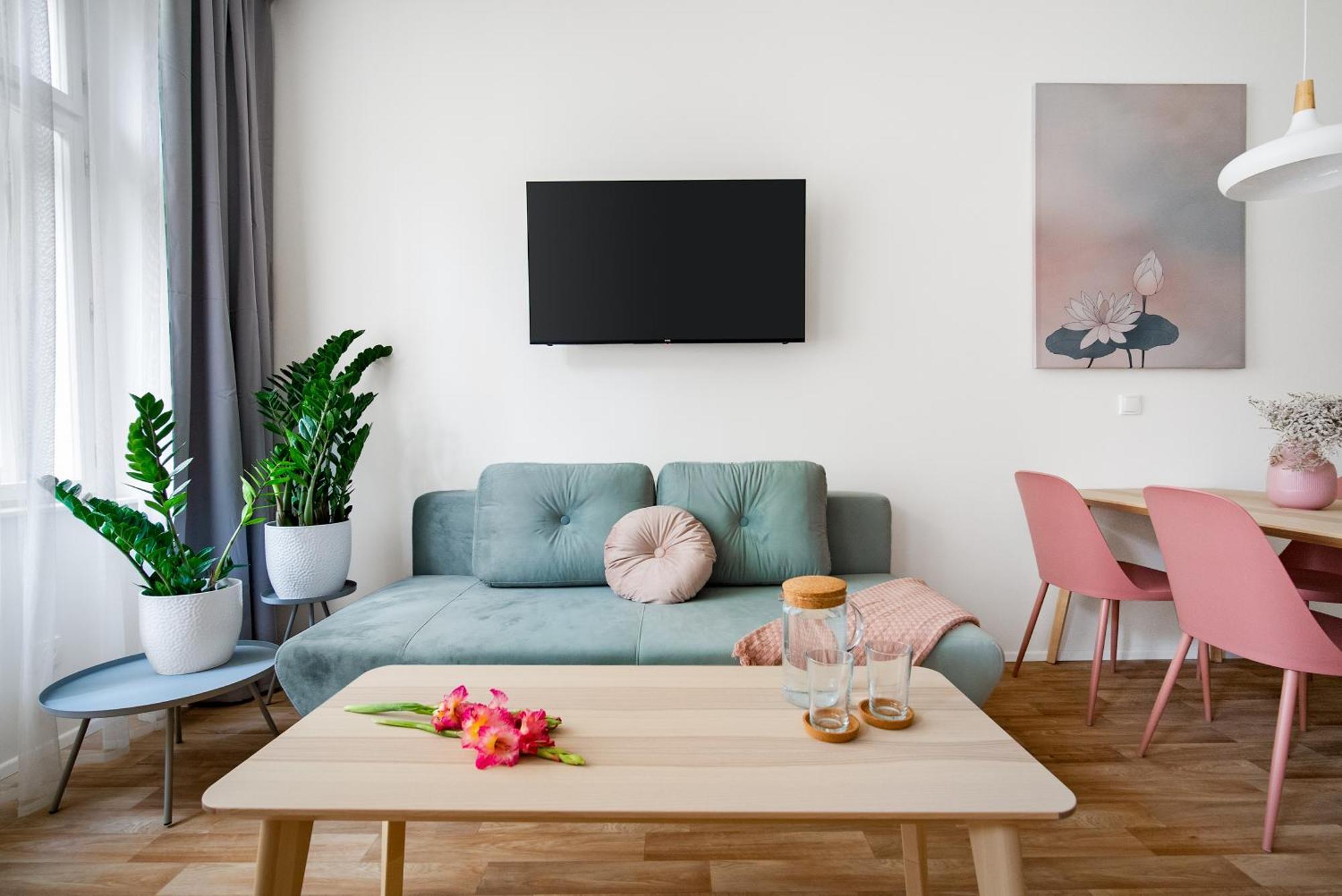Apartment Enjoy Downtown Boutique #13 By Goodnite Cz *